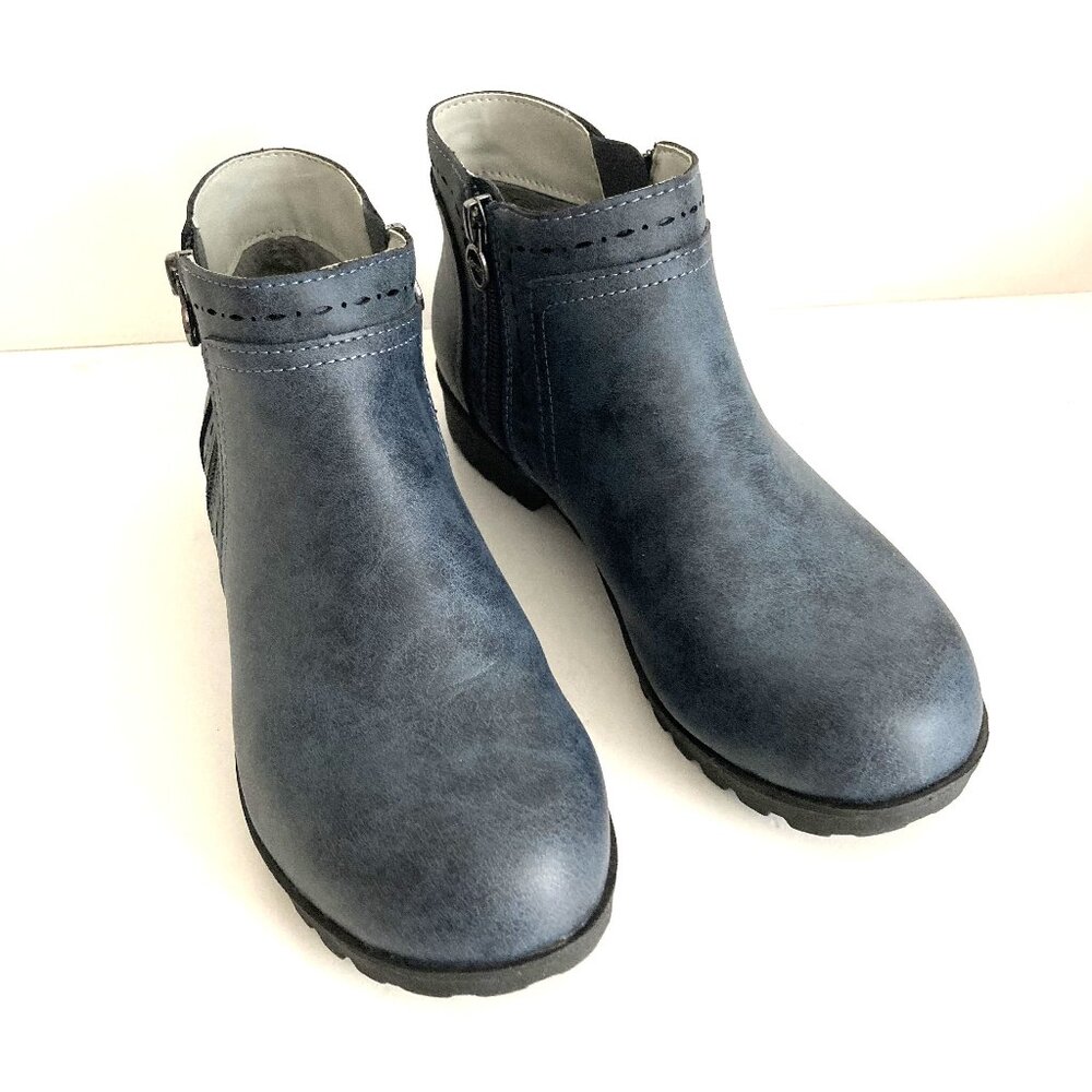 J Sport Jenna Ankle Boots Size 8M